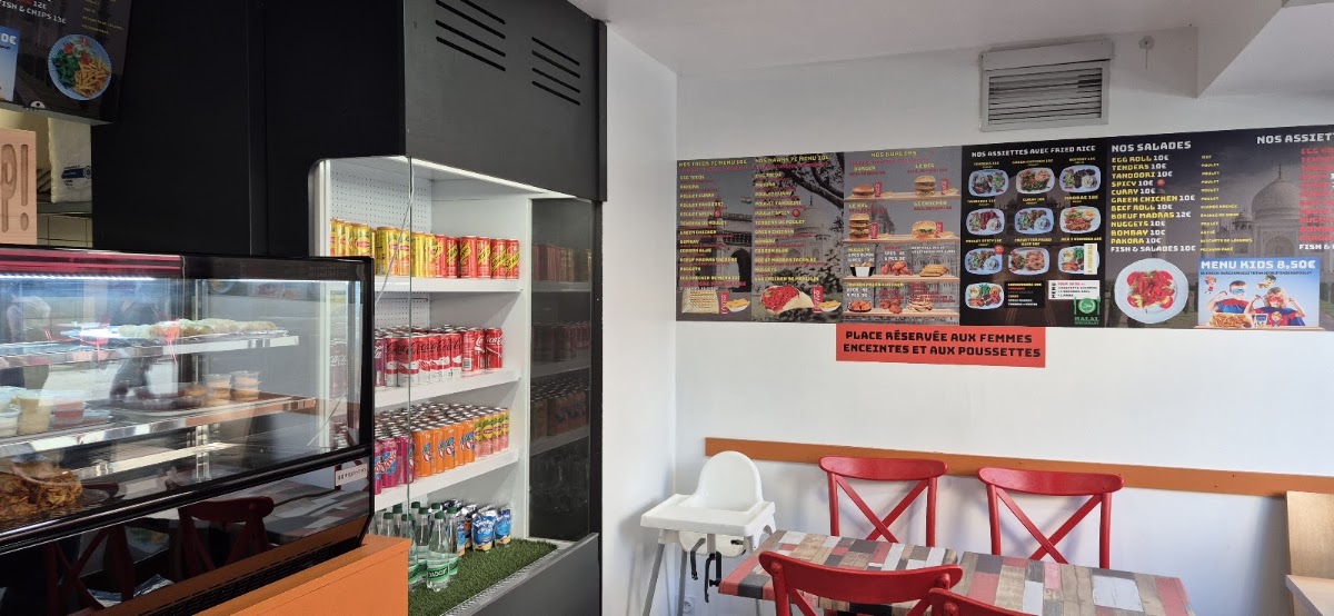 La salle de Bombay Snacks a Thonon-les-Bains
